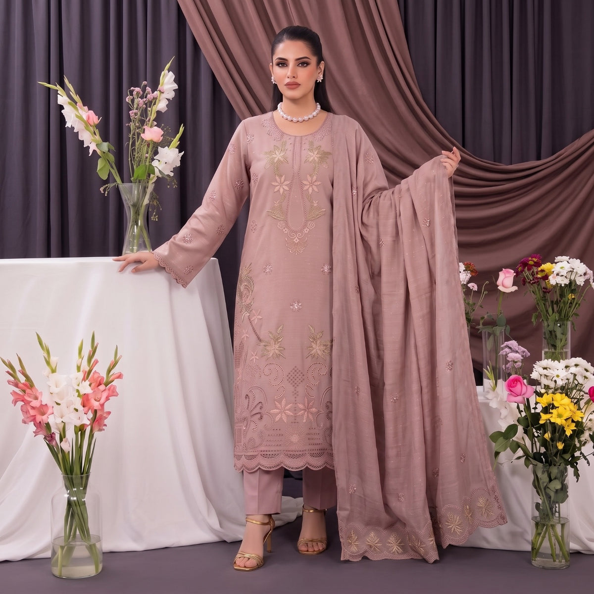 MERAKI FASHION VOL 536 LEATHER PEACH CRYSTAL VELVET  HEAVY EMBROIDERED (W07)